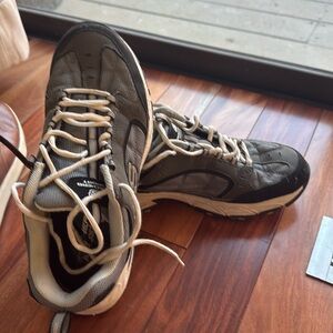 Skechers air cooled with memory foam sneakers size 11.5